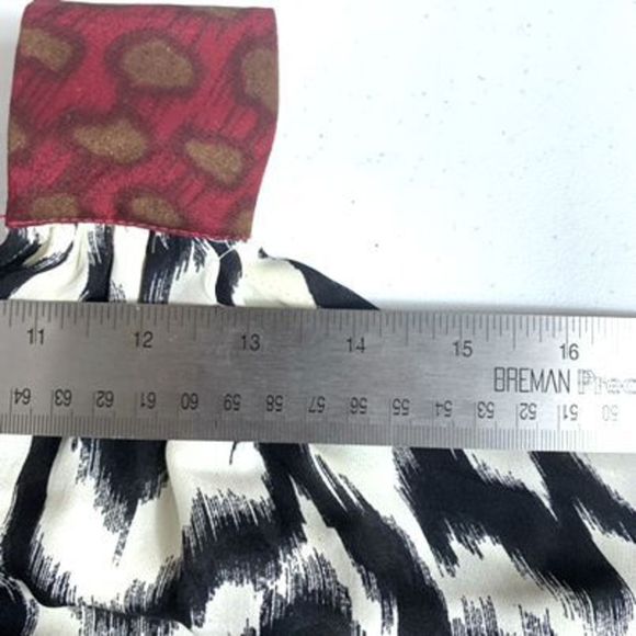 Gemma Women’s Sz Medium Black Abstract Design  100% Silk Scoop Neck Mini Dress - Picture 10 of 10